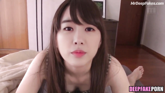 Threesome sex scene with Yoo In-na and Song Hye-kyo  유인나 송혜교