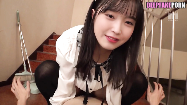 Public coitus with deepfake IU sex scene (한국어 이지은 가짜 포르노)