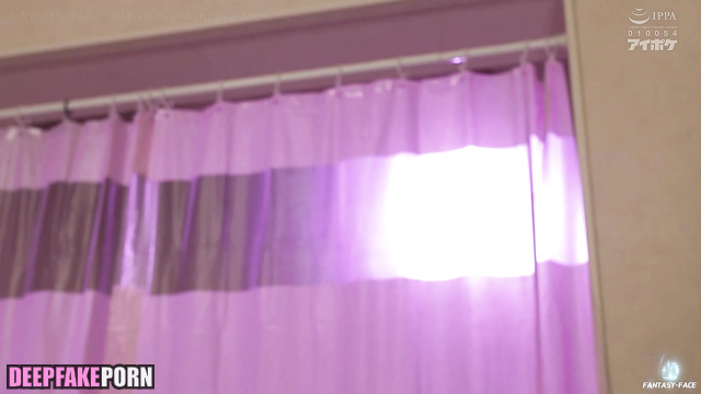 Sexy Liu Shishi took off her bra and panties (性感的 刘诗诗) [PREMIUM]