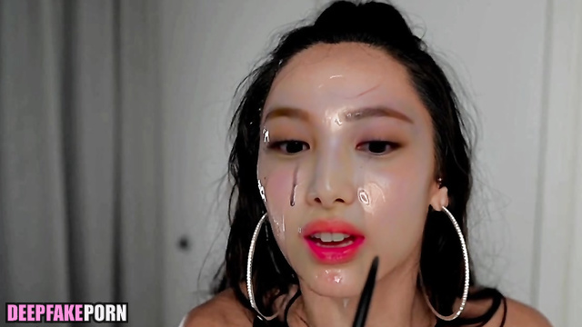 Nayeon sucks a lot of fake cocks トゥワイス偽のチンポをしゃぶる [PREMIUM]