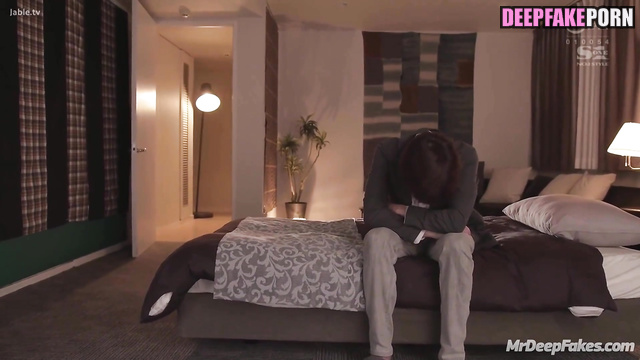 Satomi Ishihara deepfake porn in sexy suit / 石原 さとみ ディープフェイク