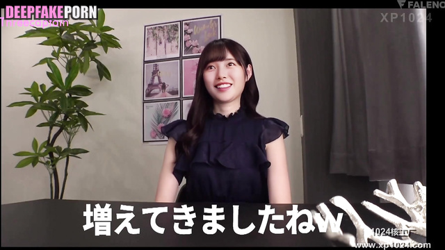 Hot korean girl Suzy masturbated on webcam - (수지 미쓰에이) [PREMIUM]