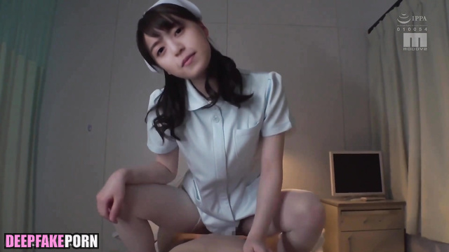Asuka Saito works part time as a sexy nurse (セクシーナース 齋藤 飛鳥)
