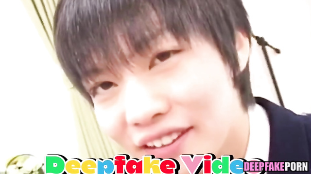 Fake Chenle NCT sucks his best friend's cock / 딥페이크 천러 엔시티