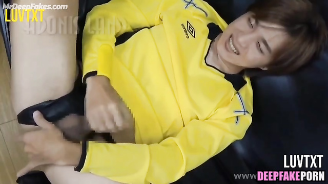 Fake Haechan jerking off in sport suit - 해찬 딥 페이크 비디오