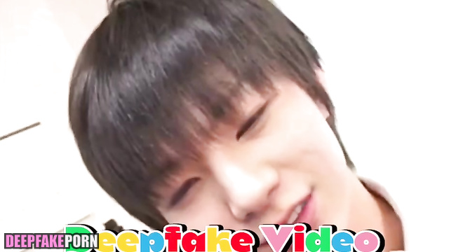 Sweet gay Jeno licking dildo on camera - fake // 엔시티 얼굴 교환