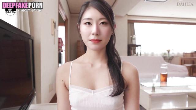 Guy licks Chaeryeong's ITZY hard sexy nipples (섹시한 젖꼭지 채령) [PREMIUM]