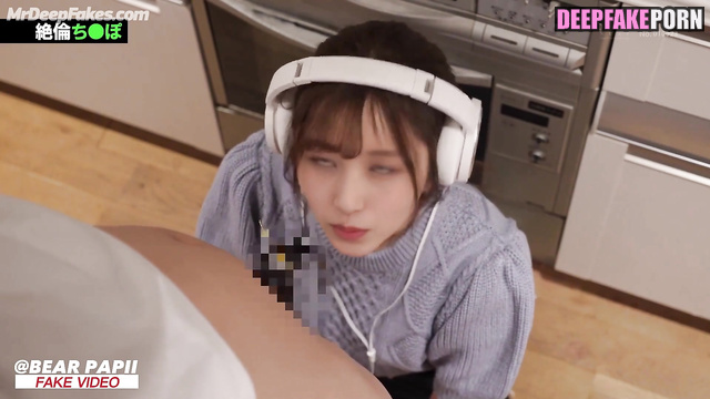 Sexy Mina making blowjob and listening to music, ai - トゥワイス フェイススワップ