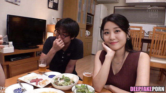 / LOONA / Real Fake / Furry pussy Yves gets wet with cum (이브 이달의 소녀) [PREMIUM]