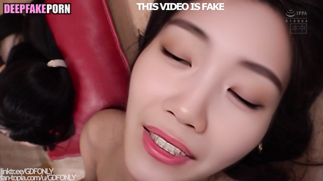 Kpop idol Shin Hyun-been helps her friend cum (케이팝 아이돌 신현빈) [PREMIUM]