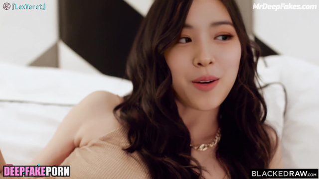 Ryujin loves talking about fuck, deepfake / 류진 섹스 장면