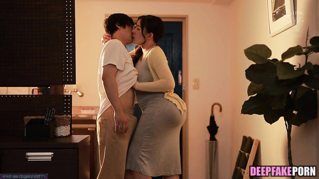 Yujin forced boy licked her big pussy, fake -  アイズワン 有名人のセックスビデオ [PREMIUM]