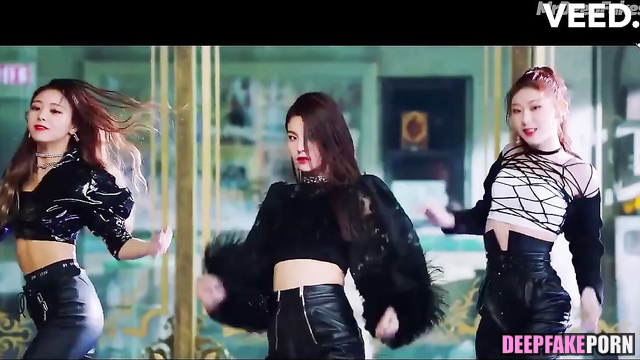 K-pop stars from ITZY love dance and fuck, fake pmv - 있지 섹스 테이프