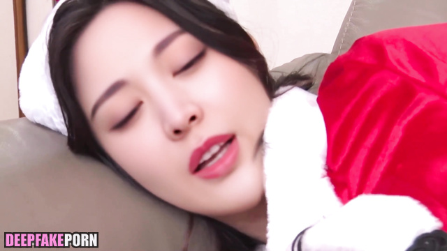 Sweet, fast pussy fingering by new lover, Gulinazha ai / 古力娜扎 深度伪造色情