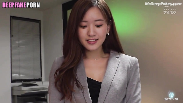 智能換臉 Deepfake office sexual games with Zhao Lusi/赵露思 doing blowjob