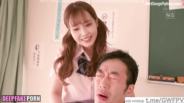 Dissolute and sexy schoolgirl IU sex at school - 아이유 딥 페이크 포르노 fakeapp