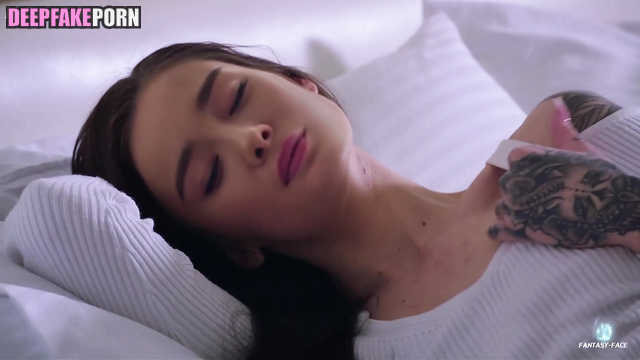 性爱场面 Sex scene how two BBC actively fuck two holes of Yang Mi/杨幂