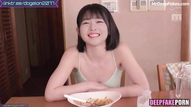 レイ Rei makes hot sex scene with me セックスシーン at the kitchen IVE アイヴ