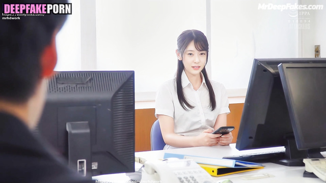 Krystal Jung didn't know that her boss wants to fuck her 정수정 딥페이크