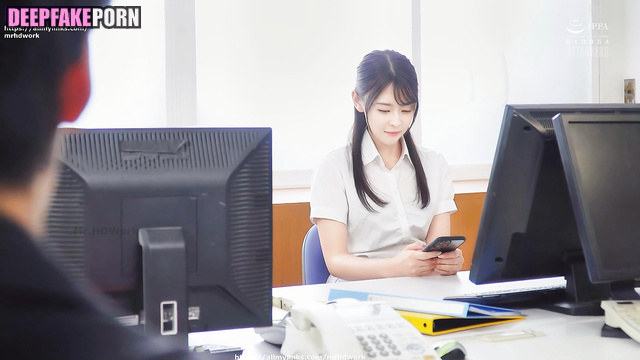 Fuck with boss for her promotion - Nara fakeapp (권나라 헬로비너스) [PREMIUM]