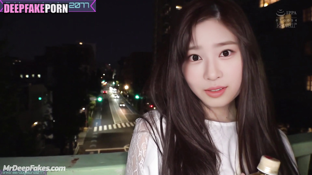 Crazy threesome with strangers from promenade / Minju A.I. アイズワン 本物の偽物