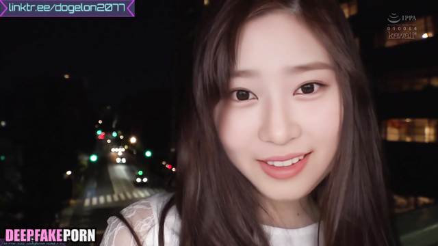 Crazy threesome with strangers from promenade / Minju A.I. アイズワン 本物の偽物