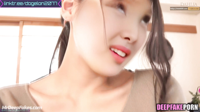 Girl from a street showing boys her sweet pussy, ai Nayeon (トゥワイス 本物の偽物)