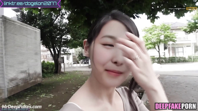 Girl from a street showing boys her sweet pussy, ai Nayeon (トゥワイス 本物の偽物)