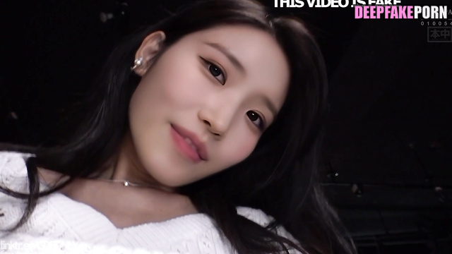 Song Hayoung made something crazy on bar counter / 송하영 프로미스나인 ai [PREMIUM]