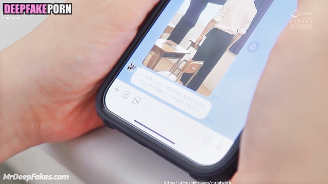 Awesome fuck (少女時代 本物の偽物) right at the workplace / Seohyun real fake