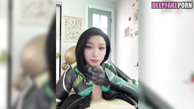 Snowbabyyx sucking cock in too hot fetish suit, fakeapp