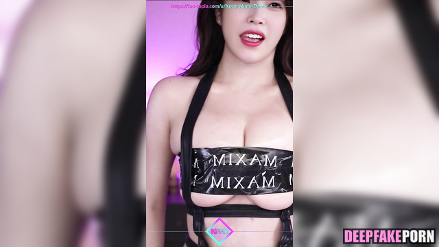 She likes explicit dancing // 아이유 딥페이크 영상 IU hot ai scene / [PREMIUM]