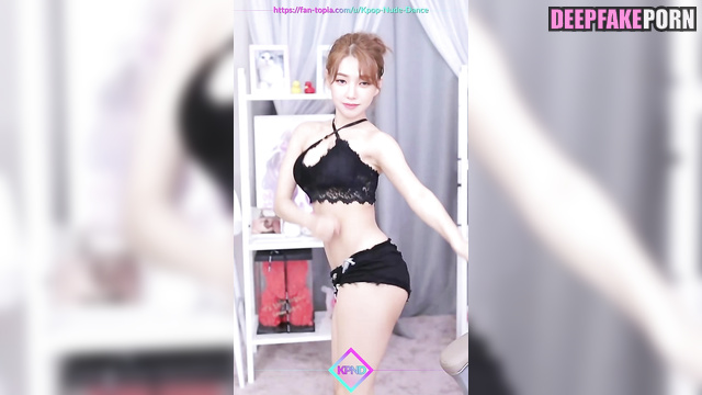 Sexy dancing without complexes / Karina solo ai scene [PREMIUM]