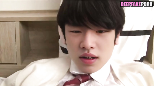 Gay sex tapes / boys playing with them cocks - Lee Daeul (이다을 진짜 가짜)