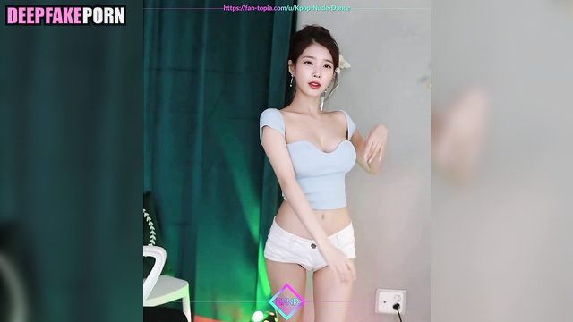 Sexy student IU danced at home - rea fake (아이유 딥페이크 영상) [PREMIUM]