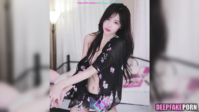 Hot babe Sana from TWICE dancing in sexy robe, ai (トゥワイス 本物の偽物) [PREMIUM]