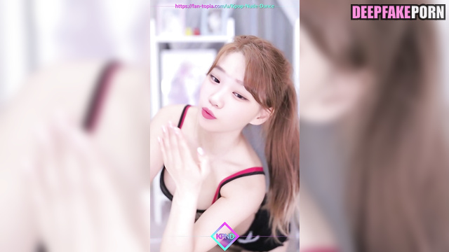 Hot korean girl Chaewon dancing so sexy (アイズワン セックスシーン) [PREMIUM]