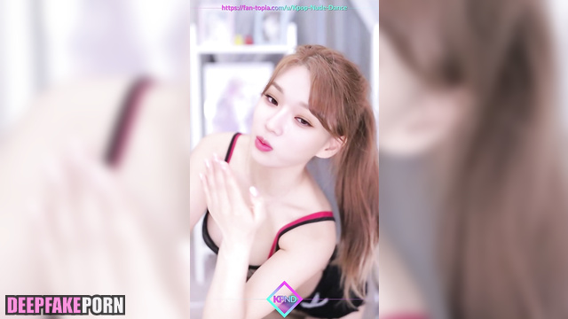 Blonde dancing so hot - Winter real fake (윈터 에스파) [PREMIUM]