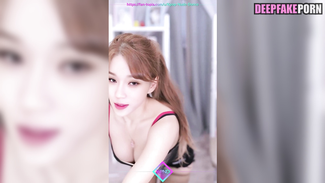 Blonde dancing so hot - Winter real fake (윈터 에스파) [PREMIUM]