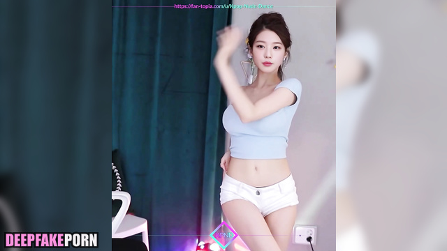 Babe dancing with club music / Wonyoung (アイヴ ディープフェイクビデオ) ai [PREMIUM]