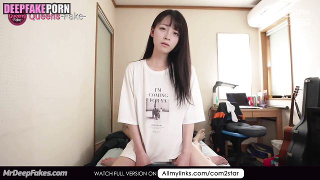 Kanna Hashimoto having sex in t-shirt her boyfriend, ai (橋本 環奈 セレブのセックス)