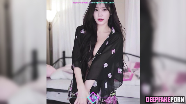 Beauty brunette IU wants to fuck you after dancing 아이유 섹스 장면 [PREMIUM]