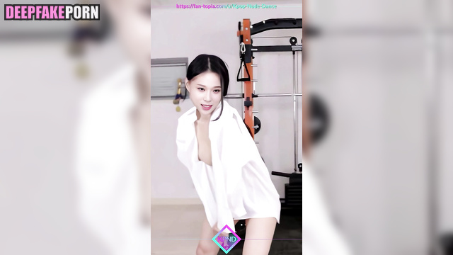 Korean bitch dancing in your shirt, sexy Winter // 윈터 에스파 - [PREMIUM]