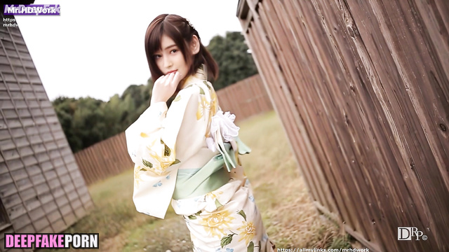 Cutie Nancy in a national dress invites you for sex (モモランド 偽アプリ)