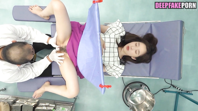 IU caught on hidden cam in doctors office (이지은 가짜 포르노) deepfake