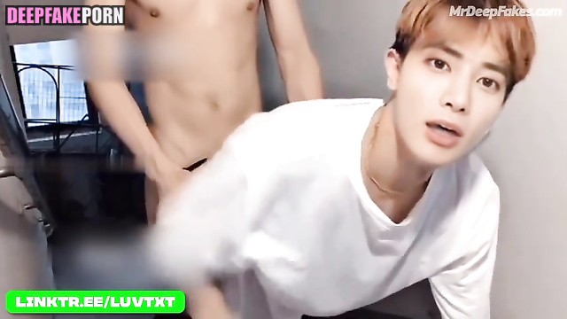 Deepfake gay porn Taehyun (TXT) // 투모로우바이투게더 태현 딥페이크 게이 포르노