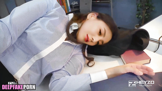 Hot teacher Tong Liya seduced a colleague, ai / 佟丽娅 名人性爱 [PREMIUM]