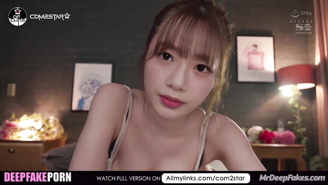 Sexy JiU loves sucking asian cocks - real fake / 지유 드림캐쳐