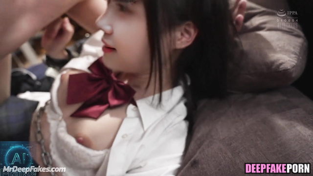 K-pop ケー・ポップ idol Chaewon wanna show her pussy fuck porn IZ*ONE アイズワン