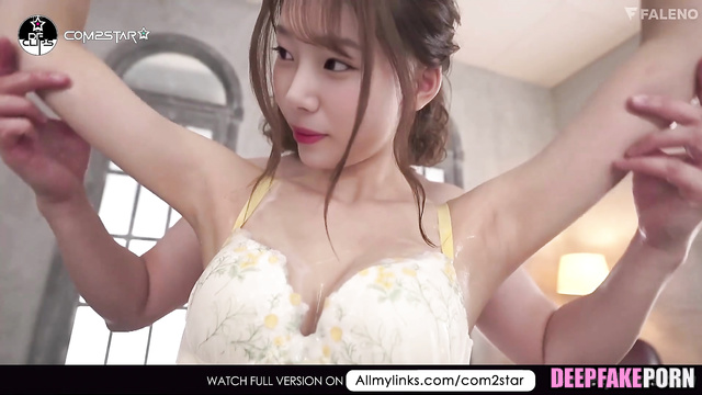 I totally enjoy sexy body of Kazuha 葉/カズハ LE SSERAFIM ルセラフィム porn ポルノ